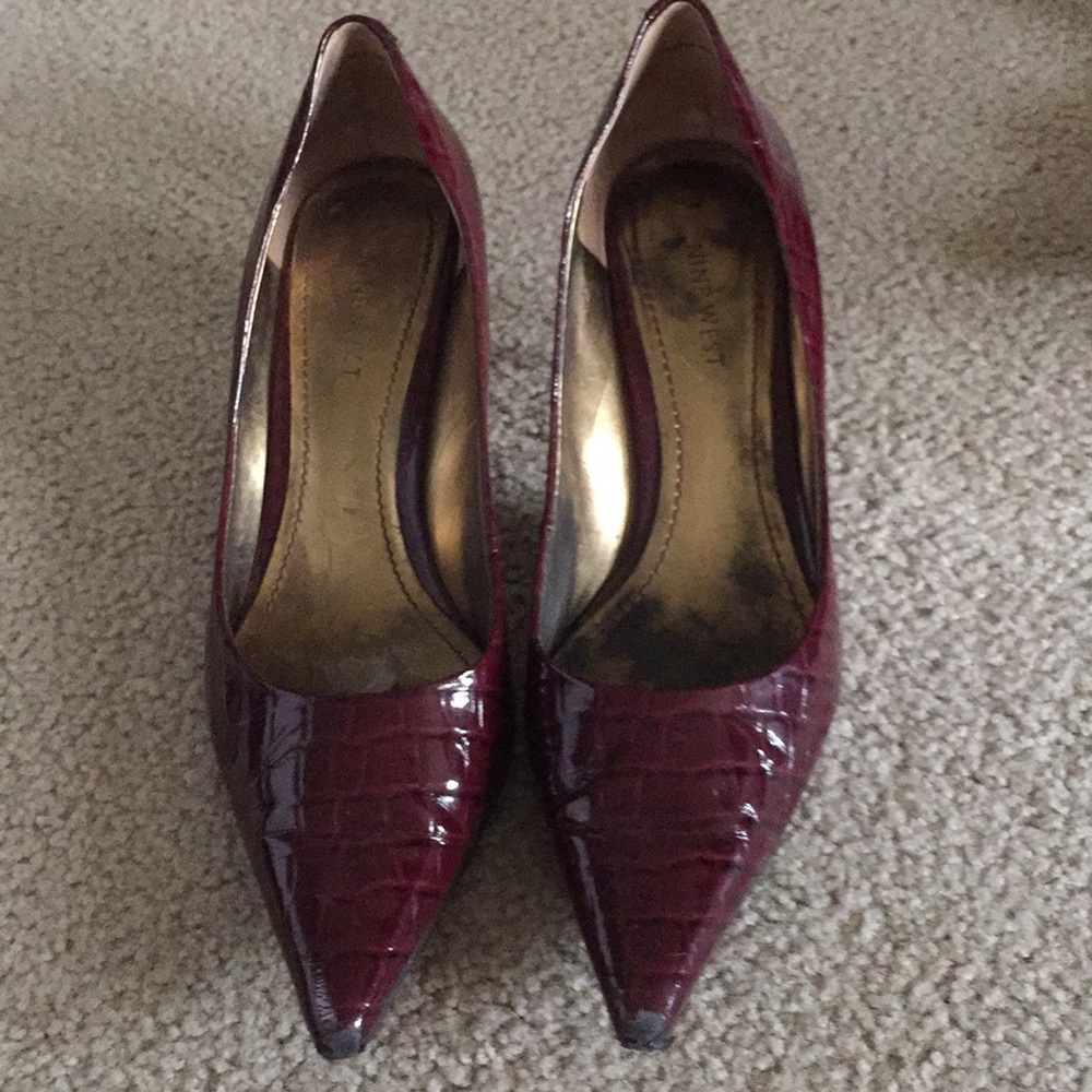 Red Nine West snake skin heels